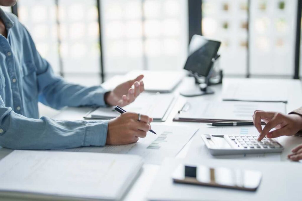 Legge 104: ecco come richiedere il sussidio di 3600 euro per chi assiste un familiare