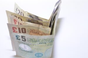 Chi ha il conto corrente cointestato perde la pensione di reversibilità? La risposta