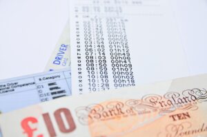 Calendario 2026 per scadenze bollo auto con date e sanzioni per pagamenti in ritardo.