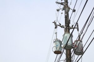 Immagine informativa sulle nuove modifiche alle bollette del servizio elettrico nazionale.