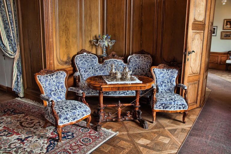 Quanto valgono i mobili d’antiquariato oggi? La risposta ti sorprenderà